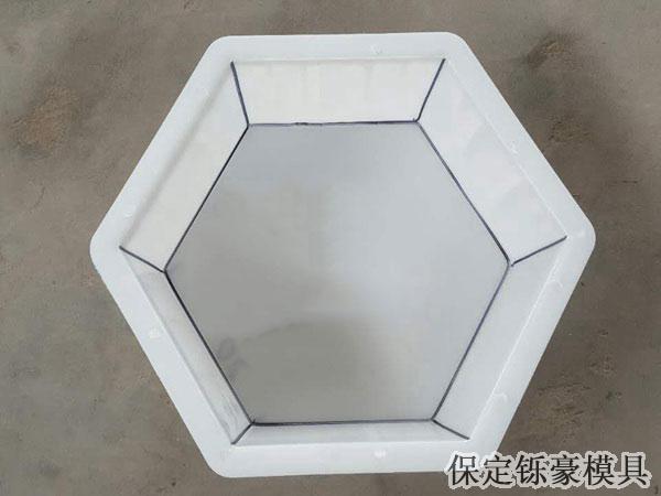 實心六角護(hù)坡模具